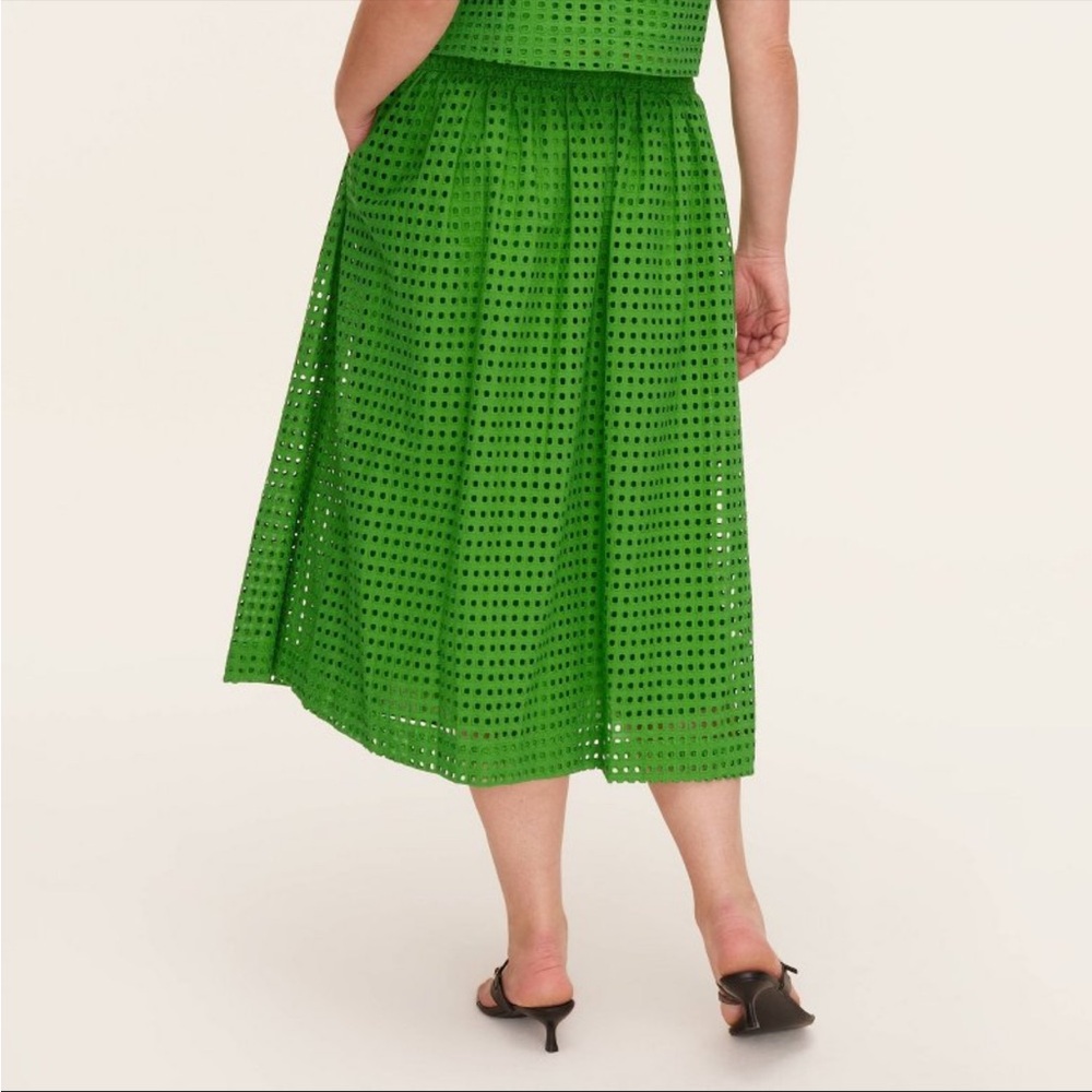 Women’s Eyelet Volume Midi Green skirt - Kate Spade X Target size Medium